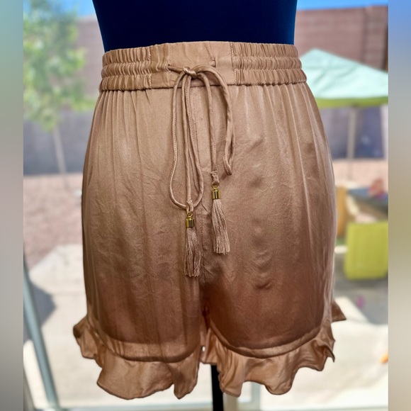 EUC Zimmermann Nude Silk Flutter Shorts - Picture 5 of 17